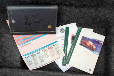 Lot 5 - 1998 MG MGF