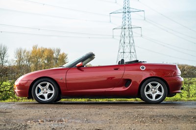 Lot 5 - 1998 MG MGF