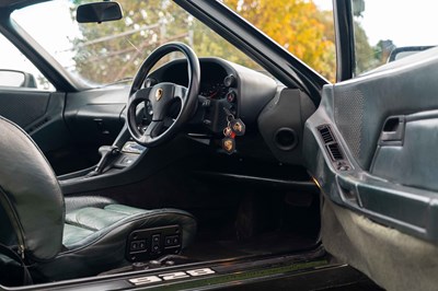 Lot 51 - 1984 Porsche 928 S2