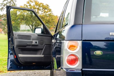 Lot 76 - 2002 Range Rover V8 Vogue