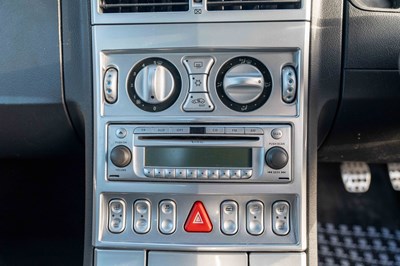 Lot 34 - 2004 Chrysler Crossfire