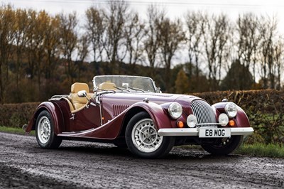 Lot 1988 Morgan Plus 8