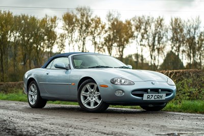 Lot 1997 Jaguar XK8 Convertible
