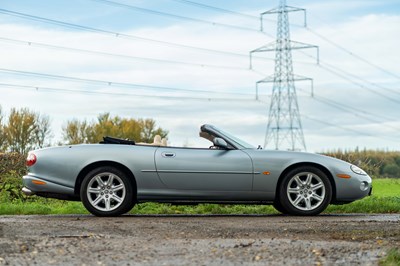Lot 1997 Jaguar XK8 Convertible