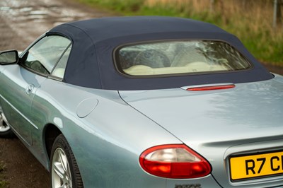 Lot 1997 Jaguar XK8 Convertible