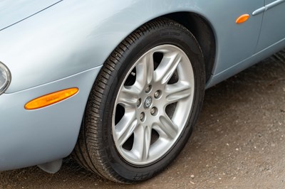 Lot 1997 Jaguar XK8 Convertible