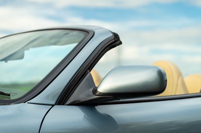 Lot 1997 Jaguar XK8 Convertible