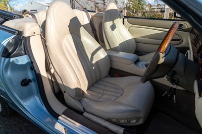 Lot 1997 Jaguar XK8 Convertible