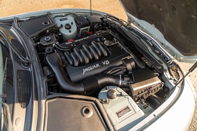 Lot 1997 Jaguar XK8 Convertible