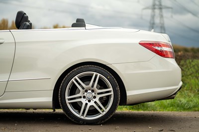 Lot 38 - 2011 Mercedes-Benz E350 Cabriolet