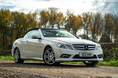 Lot 38 - 2011 Mercedes-Benz E350 Cabriolet