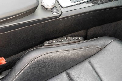 Lot 38 - 2011 Mercedes-Benz E350 Cabriolet