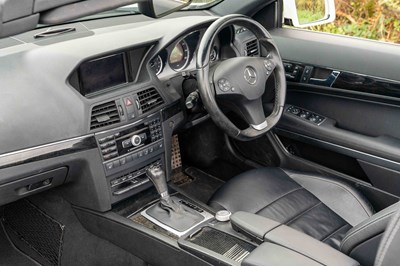 Lot 38 - 2011 Mercedes-Benz E350 Cabriolet