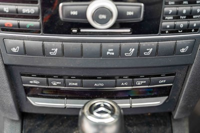 Lot 38 - 2011 Mercedes-Benz E350 Cabriolet