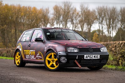 Lot 2002 Volkswagen Golf