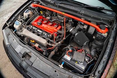 Lot 2002 Volkswagen Golf Track Car