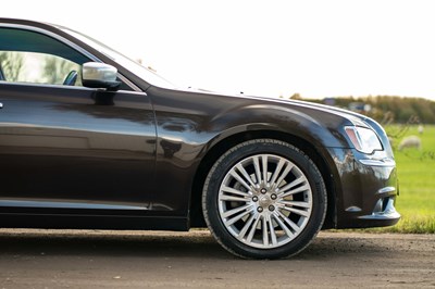 Lot 45 - 2013 Chrysler 300C