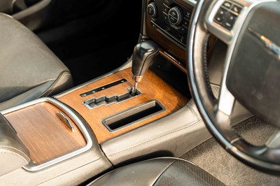 Lot 45 - 2013 Chrysler 300C