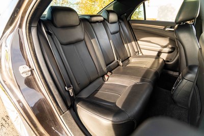 Lot 45 - 2013 Chrysler 300C