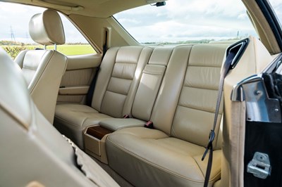 Lot 58 - 1990 Mercedes-Benz 230 CE