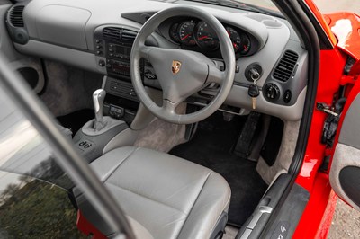 Lot 43 - 1999 Porsche 911 Carrera 4