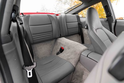 Lot 43 - 1999 Porsche 911 Carrera 4