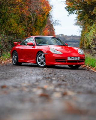 Lot 43 - 1999 Porsche 911 Carrera 4