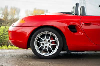 Lot 1998 Porsche Boxster