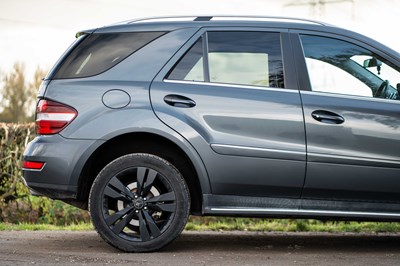 Lot 82 - 2010 Mercedes-Benz ML350