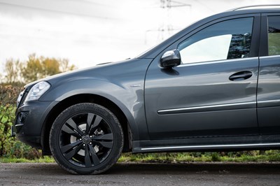 Lot 82 - 2010 Mercedes-Benz ML350