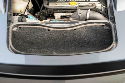 Lot 14 - 2004 Vauxhall VXR220