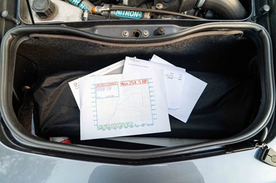 Lot 14 - 2004 Vauxhall VXR220