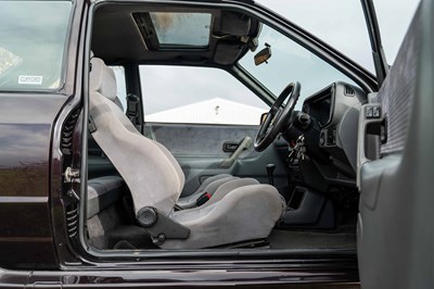 Lot 63 - 1989 Ford Escort RS Turbo