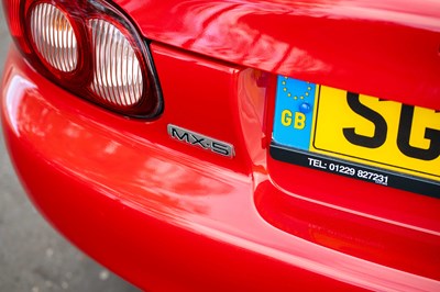Lot 3 - 2002 Mazda MX5