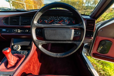Lot 10 - 1987 Porsche 944 Turbo