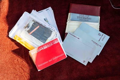 Lot 10 - 1987 Porsche 944 Turbo