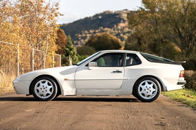 Lot 10 - 1987 Porsche 944 Turbo