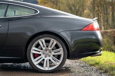 Lot 70 - 2010 Jaguar XKR Coupe
