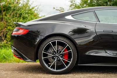 Lot 79 - 2013 Aston Martin Vanquish