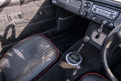 Lot 54 - 1969 MG MGC Roadster