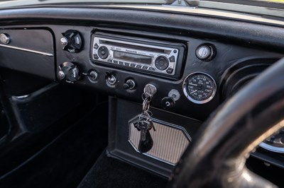 Lot 54 - 1969 MG MGC Roadster