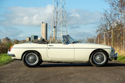 Lot 54 - 1969 MG MGC Roadster