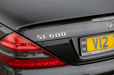 Lot 23 - 2004 Mercedes-Benz SL600