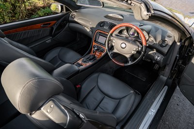 Lot 23 - 2004 Mercedes-Benz SL600