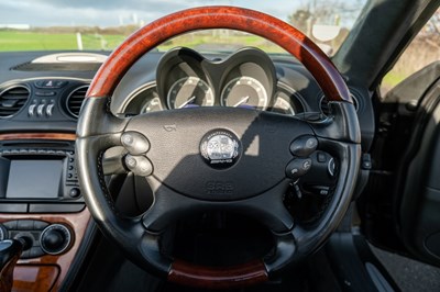 Lot 23 - 2004 Mercedes-Benz SL600