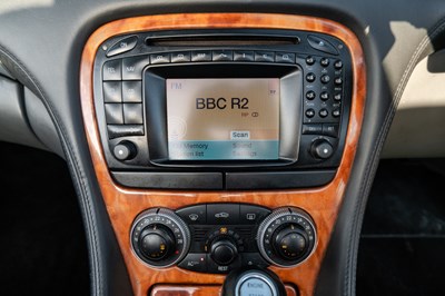 Lot 23 - 2004 Mercedes-Benz SL600