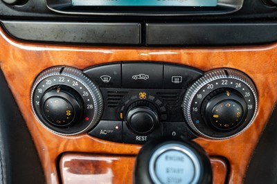 Lot 23 - 2004 Mercedes-Benz SL600