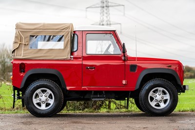 Lot 87 - 2003 Land Rover Defender 90 TD5