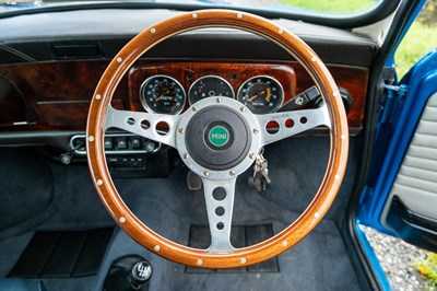 Lot 4 - 1986 Mini Mayfair