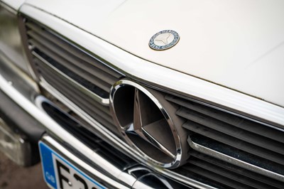 Lot 68 - 1988 Mercedes-Benz 300SL